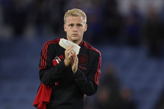 'Donny van de Beek in nadrukkelijke belangstelling van Leicester City'