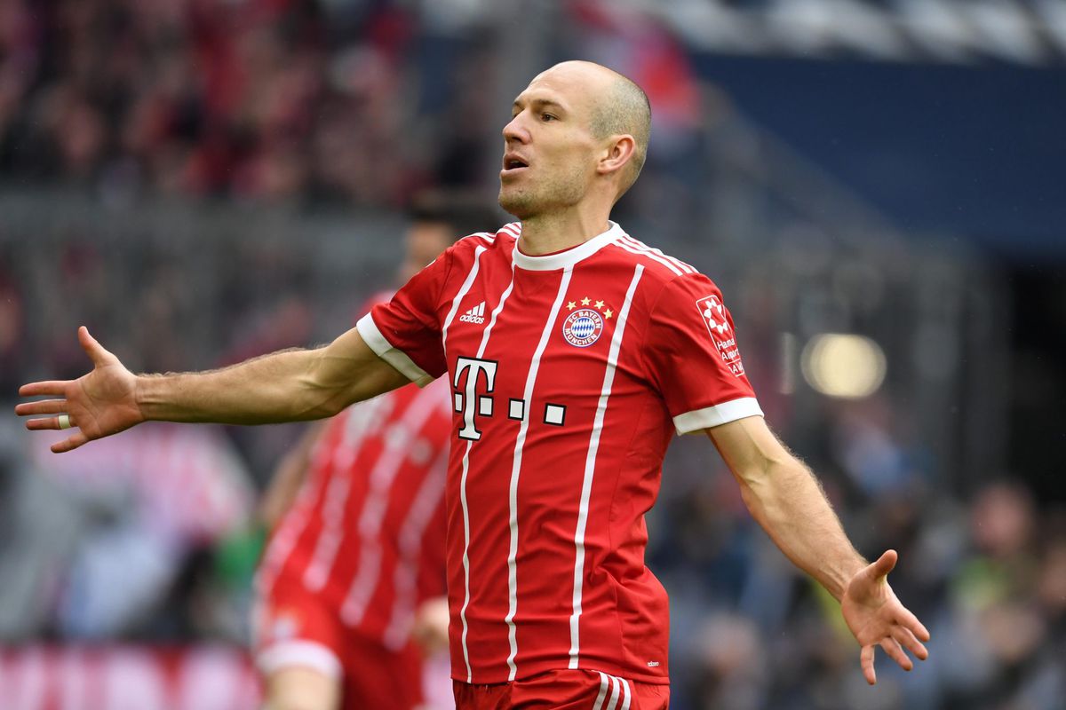 Robben wordt ongeduldig: 'Alles ligt nog open, ook stoppen'