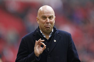 'Crystal Palace ziet in Arne Slot opvolger van ontslagen Patrick Vieira'