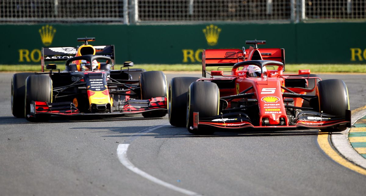 Marko wijst problemen Vettel aan in Melbourne: 'Dat vertelt wel dat er iets mis was'