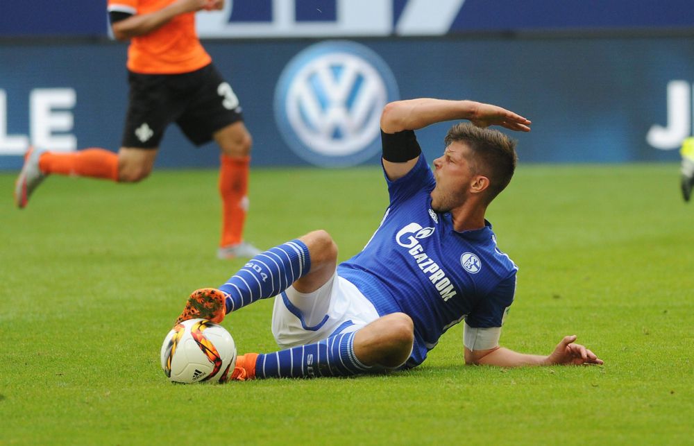 Huntelaar tipte landgenoten bij Schalke 04
