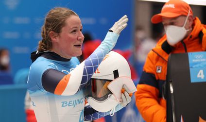 Waanzinnig! Kimberley Bos schrijft historie met schitterende bronzen medaille in het skeleton