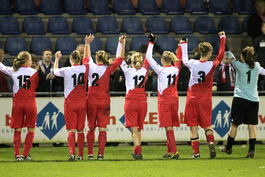 Voetbalsters FC Utrecht keren na 10 jaar weer terug in Eredivisie