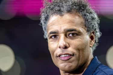Pierre van Hooijdonk mag blijven als analist bij ESPN: 'Maar geen wedstrijden van Ajax'