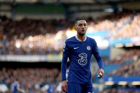 In deze enorme rij Chelsea-aanvallers gaat Noni Madueke aansluiten