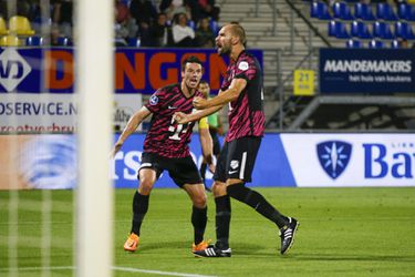 Invaller Bas Dost redt met 2 goals punt voor teleurstellend FC Utrecht bij RKC Waalwijk