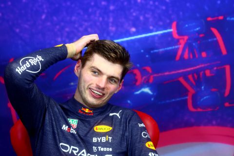 Max Verstappen stijgt door 27e GP-overwinning naar 7e plek op ranglijst aller tijden