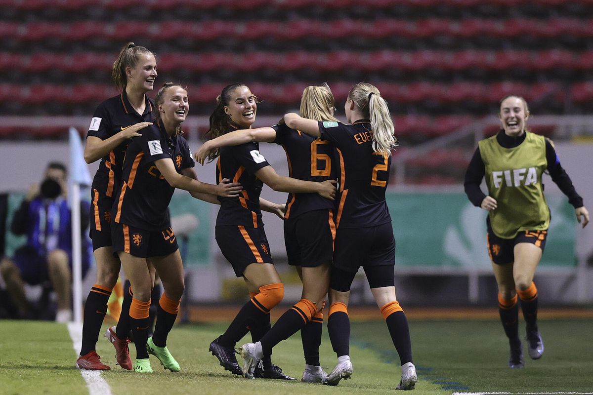 Oranje Leeuwinnen Onder 20 winnen 2e groepsduel bij WK voetbal