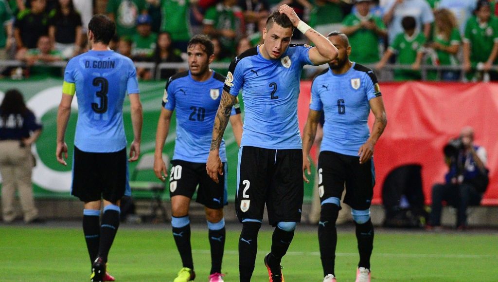 OEPS! 'Sorry' na verkeerd volkslied voor Uruguay (video)