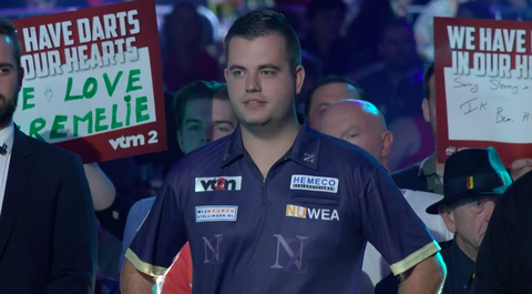Gemist? Deze 2 darters kwamen met 'Ik ga zwemmen' op bij de Belgian Darts Open