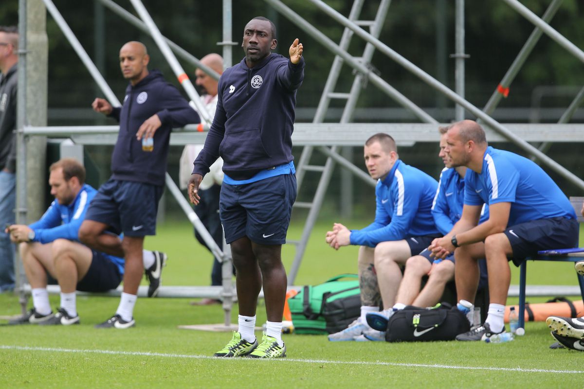 Hasselbaink is eerlijk over schandaal: 'Ik ben heel naïef geweest'