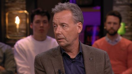 🎥 | Valentijn Driessen: 'Bij Rangers - Ajax moet wat gebeurd zijn tussen Schreuder en Blind'