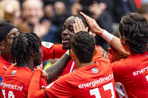 PSV heeft een makkelijk middagje tegen RKC