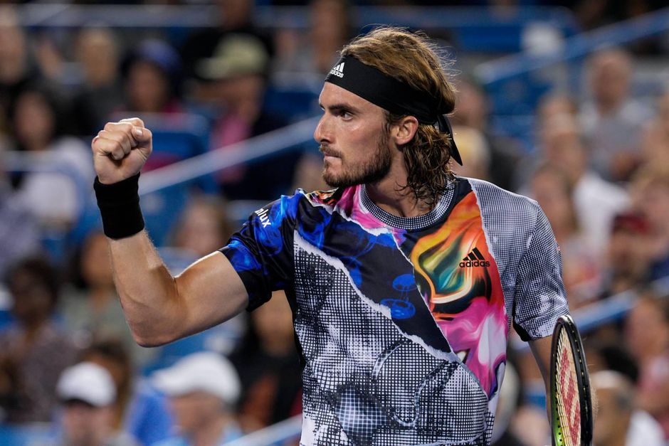 Stefanos Tsitsipas verslaat Daniil Medvedev en staat in finale in Cincinnati