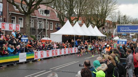 Zevenheuvelenloop van start met recordaantal deelnemers