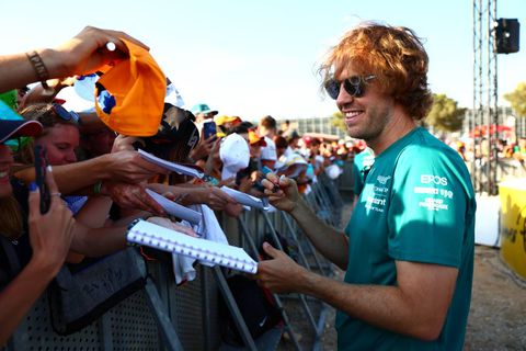 Lewis Hamilton zwaait Sebastian Vettel uit: 'Hou van je, man'