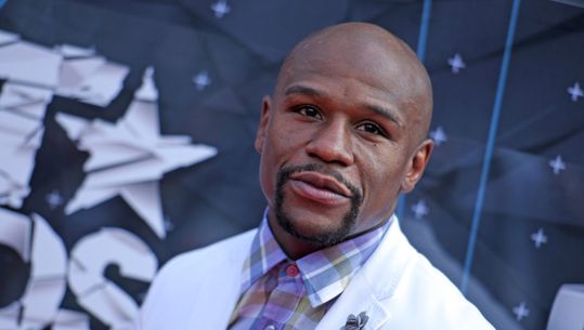 Mayweather: 'Gevecht met McGregor gaat niet lang duren'