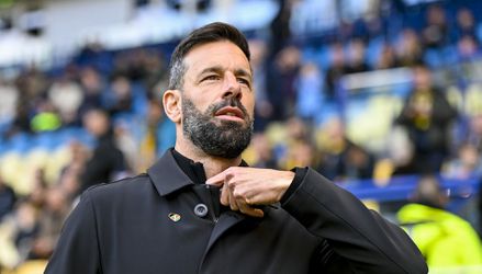 'PSV-top ergert zich aan uitspraken van trainer Ruud van Nistelrooij'