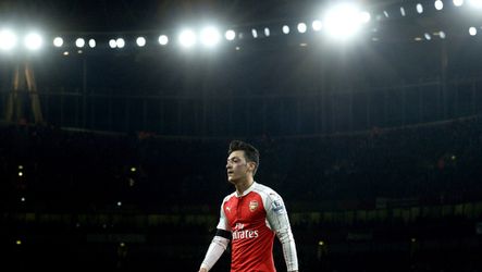 'Özil lijkt qua spel op Bergkamp, alleen geeft hij assists'