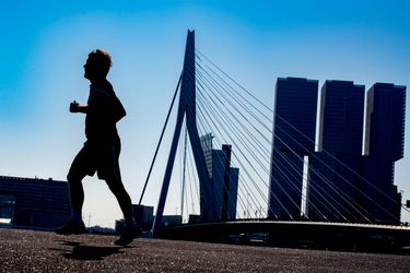 Deelnemer of fan van de marathon van Rotterdam? Goed nieuws: 'Uitstekend hardloopweer'