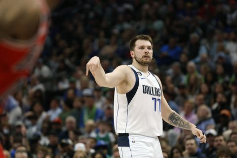 Dallas Mavericks, vorig jaar nog finalist Western Conference, mist play-offs