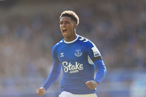 Gray voorkomt 3e verlies op rij voor Everton, Tete wint voor het eerst met Fulham
