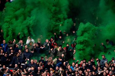 Ajax-supporters in het diepste geheim tóch naar De Kuip: 'Je wilt echt niet dat ze erachter komen'