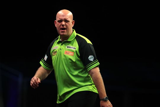 Michael van Gerwen moet geopereerd worden en mist dit grote toernooi