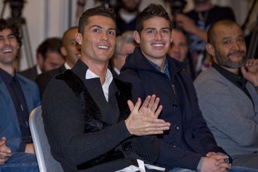 📸 | Dit klokkie van Cristiano Ronaldo met honderden diamantjes kost 1 miljoen dollar