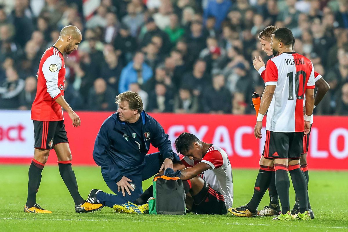 Feyenoord hoopt dat blessure Tapia meevalt