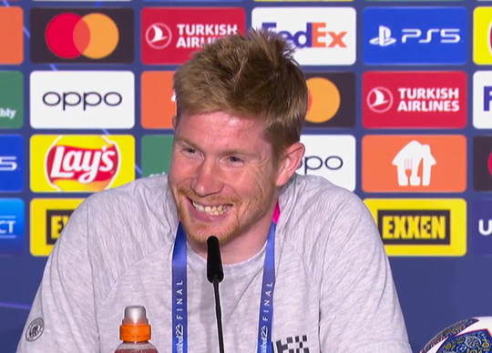 🎥❤️ | Kevin de Bruyne geeft poeslief antwoord op vraag over Erling Haaland