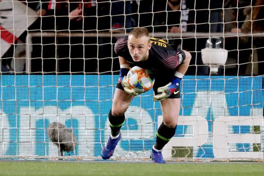 Cillessen loopt flinke spierscheuring op tijdens training bij Barcelona