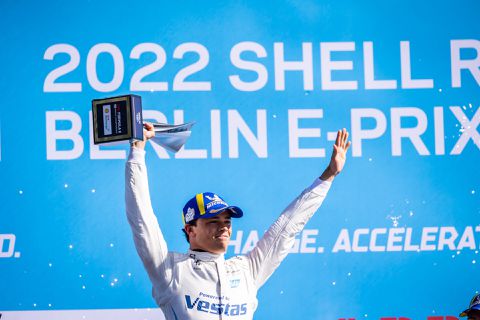 Nyck de Vries over 1e Vrije Training bij GP van Spanje: 'Ik word in het diepe gegooid'