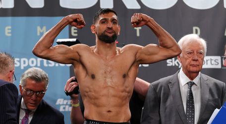 🎥 | Bokser Amir Khan wordt op straat in Londen beroofd van peperduur horloge