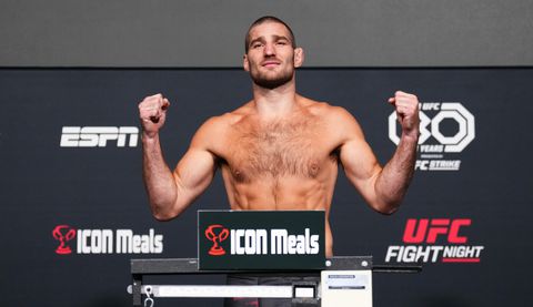 MMA-vechter Sean Strickland: 'Vrouwen moeten terug naar de keuken'