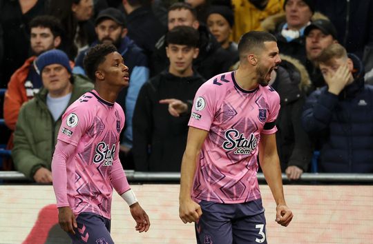 🎥 | Premier League op oudjaarsdag: vroege nieuwjaarskater voor City na topgoal Gray