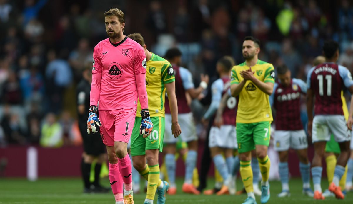 Tim Krul degradeert met Norwich naar Championship, Wout Weghorst doet goede zaken met Burnley