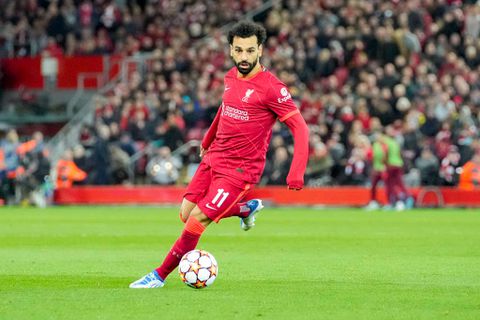 Mohamed Salah verkozen tot speler van het jaar in Engeland, Vivianne Miedema grijpt net naast titel