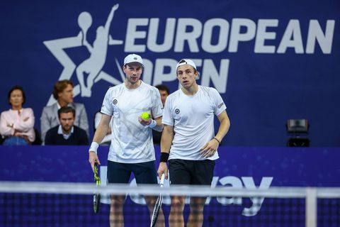 Botic van de Zandschulp en Tallon Griekspoor samen naar halve finale Antwerpen