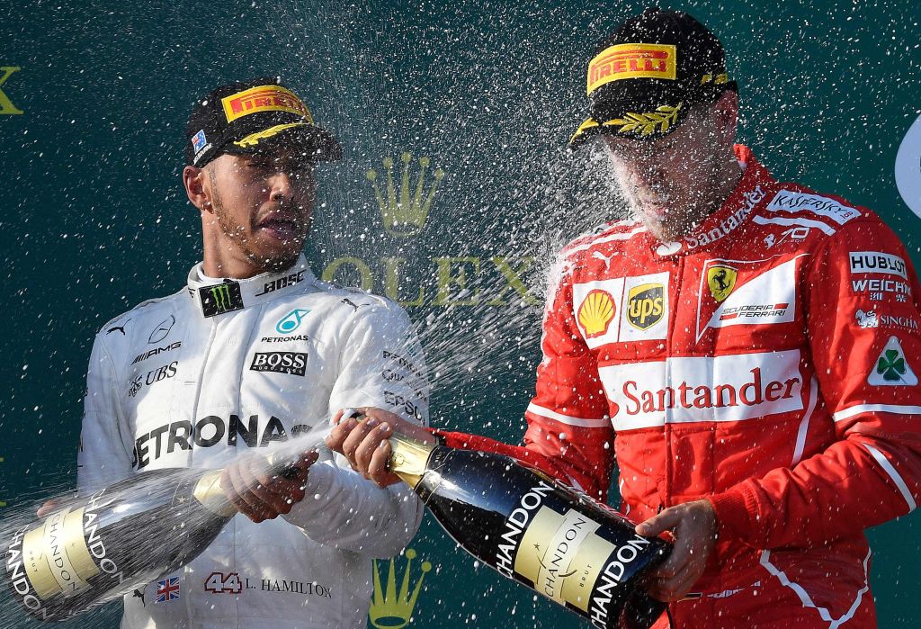 Respect tussen wereldkampioenen Hamilton en Vettel is groot