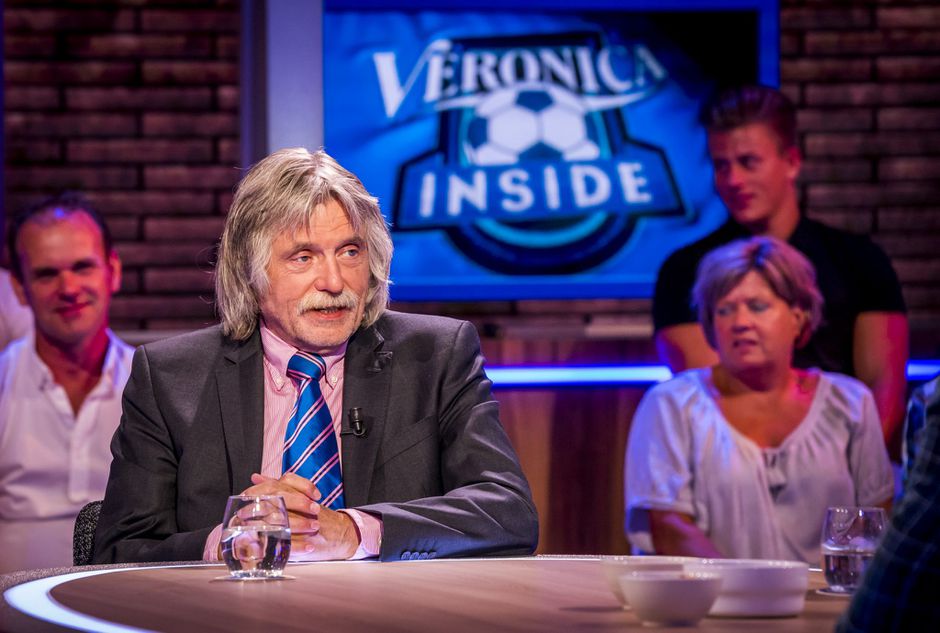 Zware hersenschudding en een gebroken arm voor Johan Derksen na val van trap