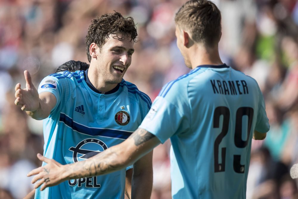 Michiel Kramer redt ongeslagen status Feyenoord met goal in blessuretijd
