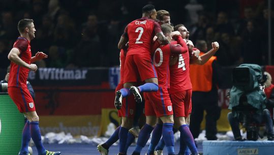 Wereldgoal Vardy bij Engelse comeback tegen Duitsland