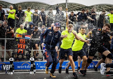 Max Verstappen heeft zin in herstart F1-seizoen: ‘Spa is mijn favoriete circuit en ik voel me helemaal klaar’