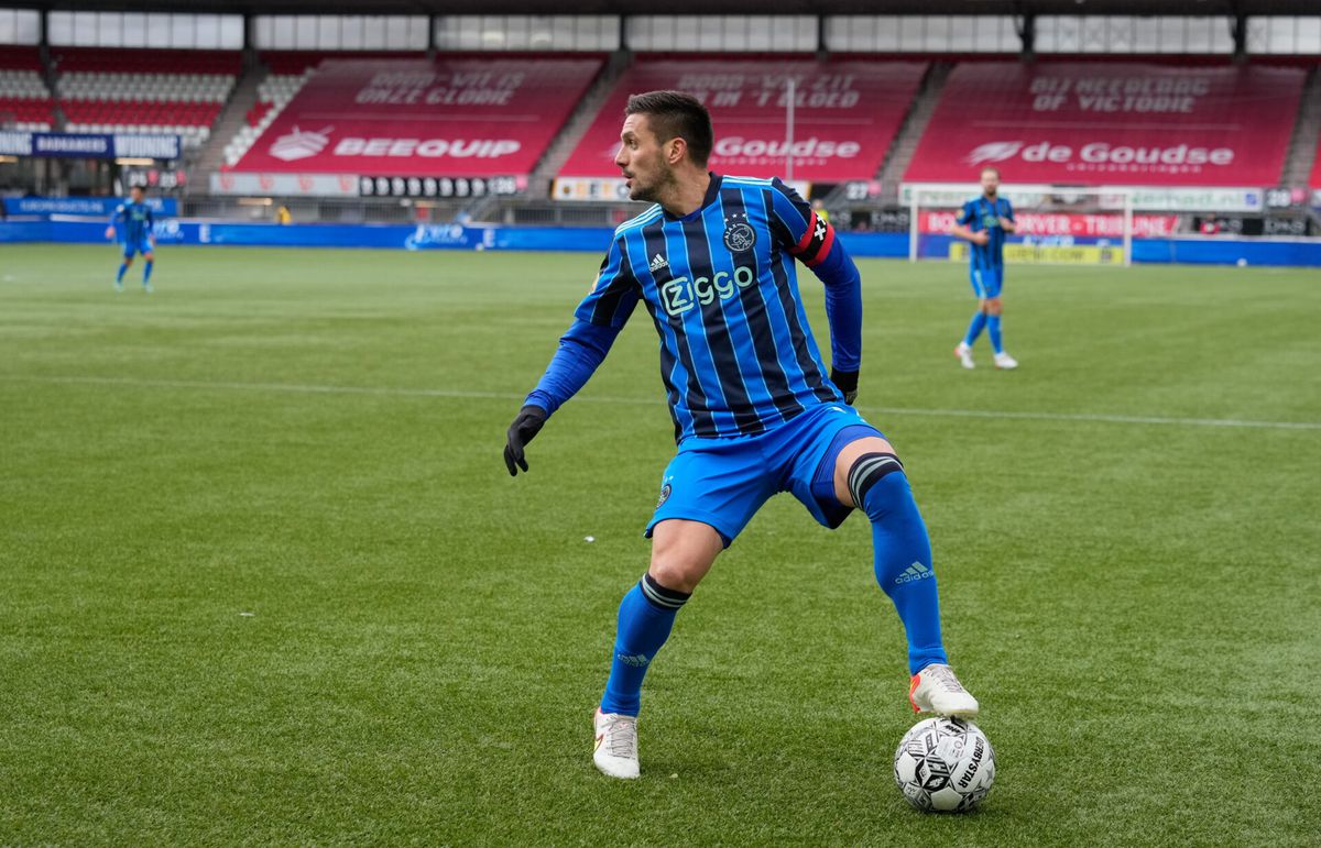 Dusan Tadic HAAT kunstgras: 'Eredivisie is goed bezig, maar al het kunstgras moet weg'