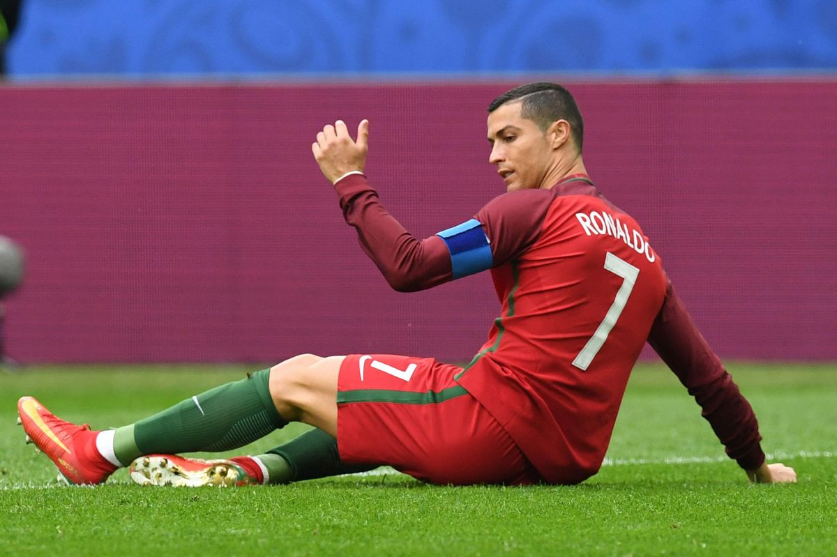 Ronaldo's gezeur helpt: FIFA zorgt voor goed veld tijdens de finale