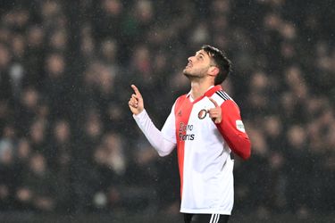 🎥 | JA! Gimenez scoort mega belangrijke goal voor Feyenoord: 1-0 tegen Lazio