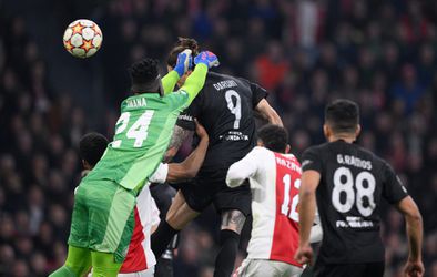 🎥 | Darwin Núñez kopt Benfica op voorsprong na inschattingsfout André Onana