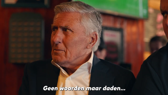 🎥 | Willem van Hanegem en Sjaak Swart dollen met elkaar in Klassieker-commercial