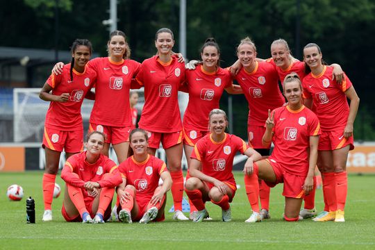 Dit is de opstelling van de Oranje Leeuwinnen tegen Belarus: Miedema is terug